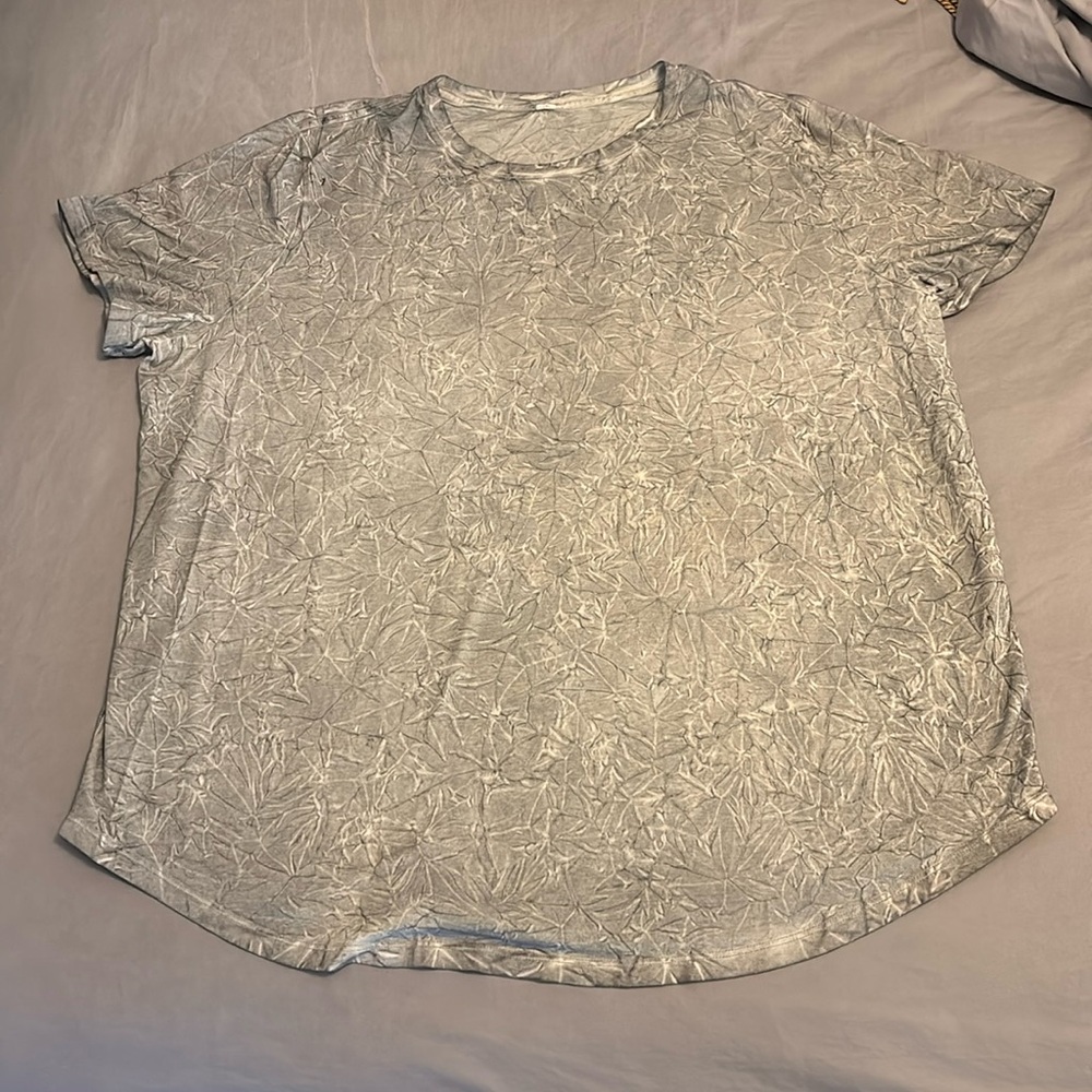 LULULEMON TShirt XXL